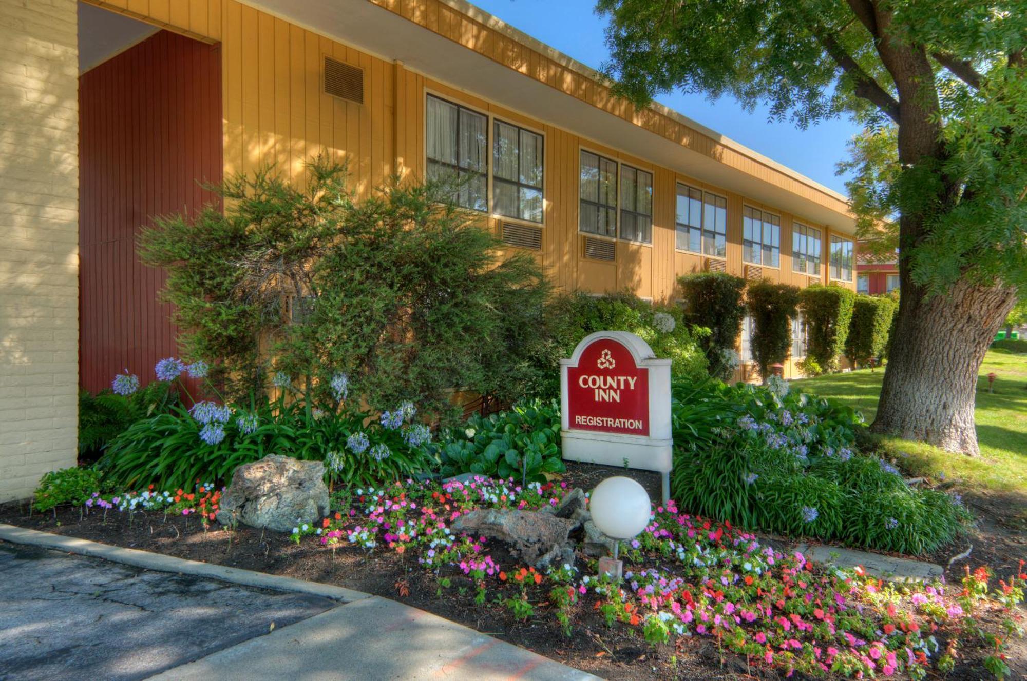 County Inn Mountain View Bagian luar foto