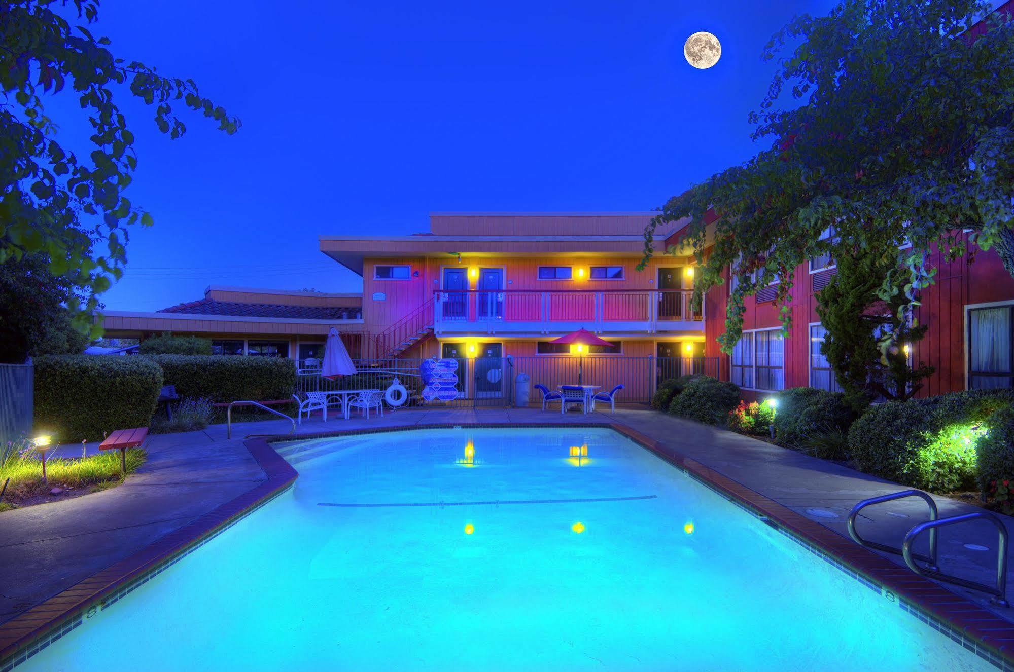 County Inn Mountain View Bagian luar foto